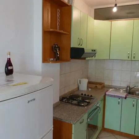 For 8 * Duće